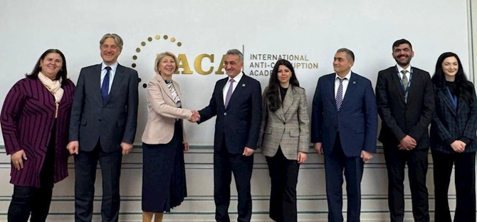 Vəkillər Kollegiyası və Beynəlxalq Antikorrupsiya Akademiyası əməkdaşlıq edəcəklər — FOTO