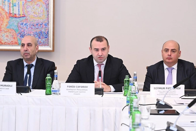 Mədəni mülkiyyətin qanunsuz dövriyyəsinə həsr olunmuş dəyirmi masa keçirildi — FOTOLAR Mədəni mülkiyyətin qanunsuz dövriyyəsinə həsr olunmuş dəyirmi masa keçirildi — FOTOLAR