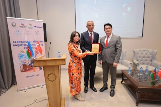 Naxçıvanda “Azərbaycan-Türkiyə Rəqəmsal Yaradıcılıq Forumu” keçirilib — FOTOLAR Naxçıvanda “Azərbaycan-Türkiyə Rəqəmsal Yaradıcılıq Forumu” keçirilib — FOTOLAR