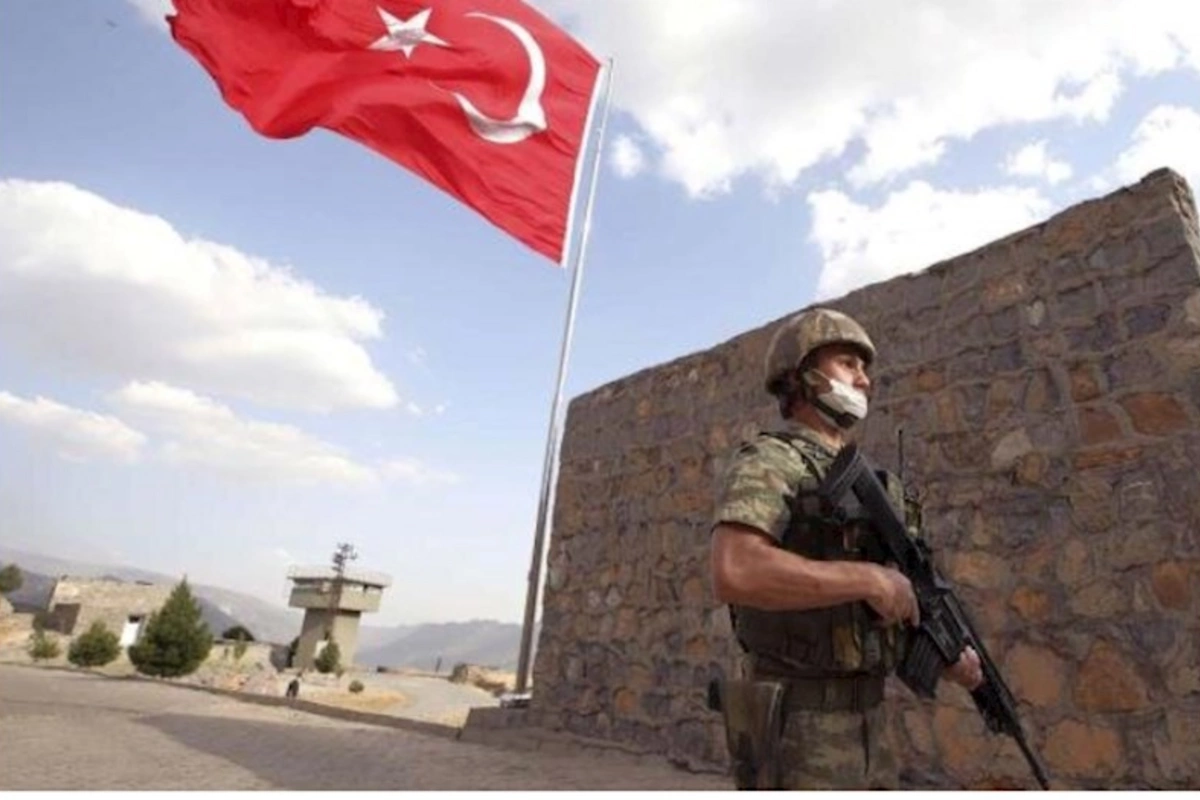Türkiyə Suriyada iki hərbi baza QURACAQ