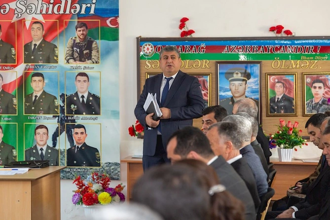 Salyan RİH başçısı Rüstəm Xəlilovun növbəti səyyar GÖRÜŞÜ — FOTOLAR Salyan RİH başçısı Rüstəm Xəlilovun növbəti səyyar GÖRÜŞÜ — FOTOLAR