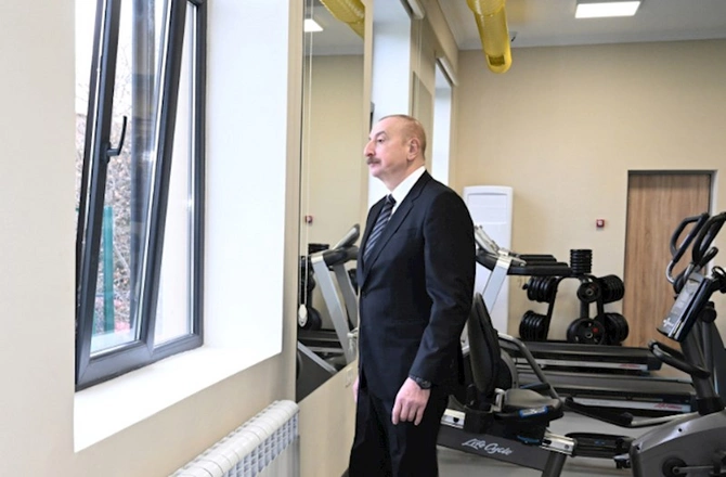 Prezident Vətən İdman Liseyində yaradılan şəraitlə tanış oldu — FOTOLAR