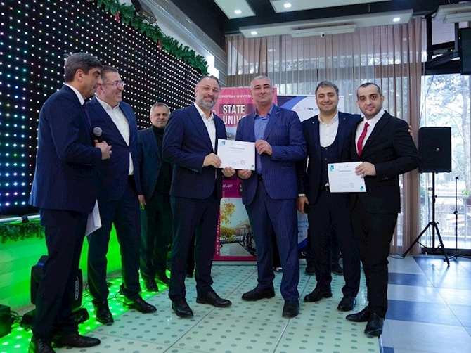 Sumqayıt bulvarından Kann iddiasına… — FOTOLAR Sumqayıt bulvarından Kann iddiasına… — FOTOLAR