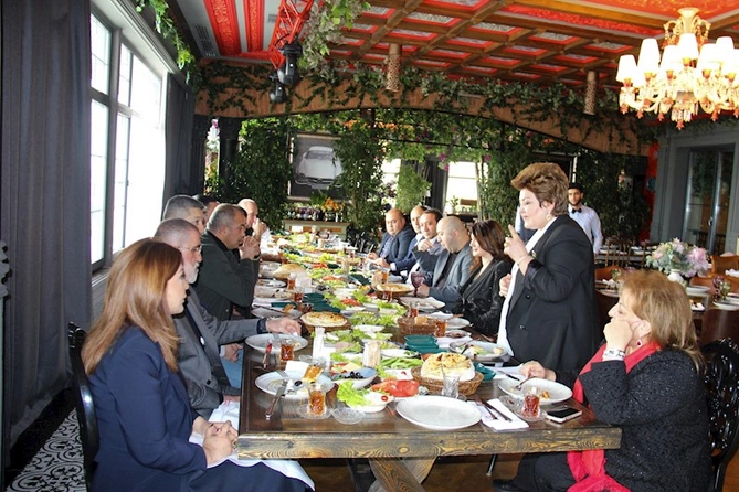 Tənzilə Rüstəmxanlı media nümayəndələri ilə görüşdü — FOTOLAR