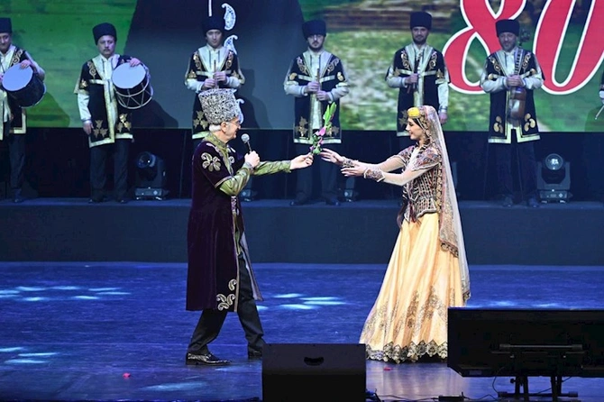 Polad Bülbüloğlunun 80 illiyinə həsr olunan təntənəli gecə keçirildi — FOTOLAR