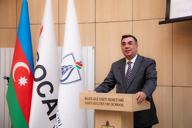 Bank Respublika və Bakı Ali Neft Məktəbi əməkdaşlıq memorandumu imzalayıb — FOTOLAR