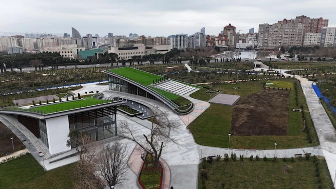 İlham Əliyev Bakıda metronun “Gənclik” stansiyasının yaxınlığında yaradılan yeni parkın açılışında iştirak edib — FOTOLAR İlham Əliyev Bakıda metronun “Gənclik” stansiyasının yaxınlığında yaradılan yeni parkın açılışında iştirak edib — FOTOLAR
