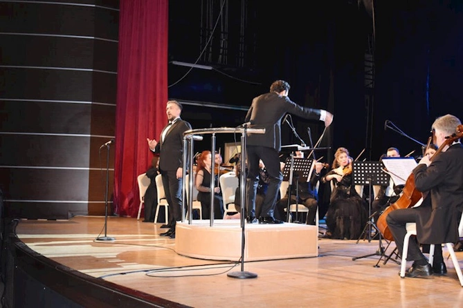 Qəbələdə Qış nağılı Beynəlxalq Musiqi Festivalının açılışı olub — FOTOLAR