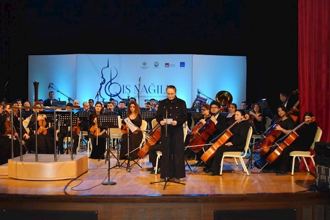 Qəbələdə Qış nağılı Beynəlxalq Musiqi Festivalının açılışı olub — FOTOLAR