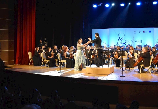 Qəbələdə Qış nağılı Beynəlxalq Musiqi Festivalının açılışı olub — FOTOLAR