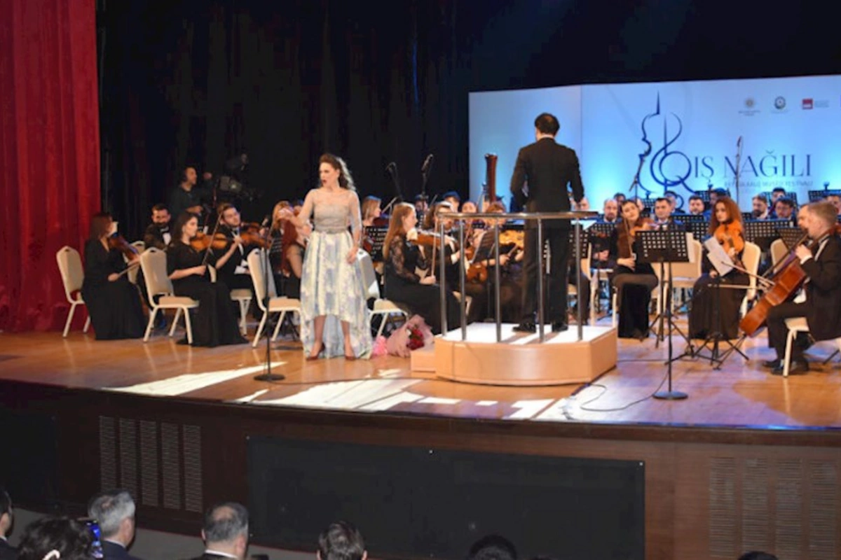 Qəbələdə Qış nağılı Beynəlxalq Musiqi Festivalının açılışı olub — FOTOLAR