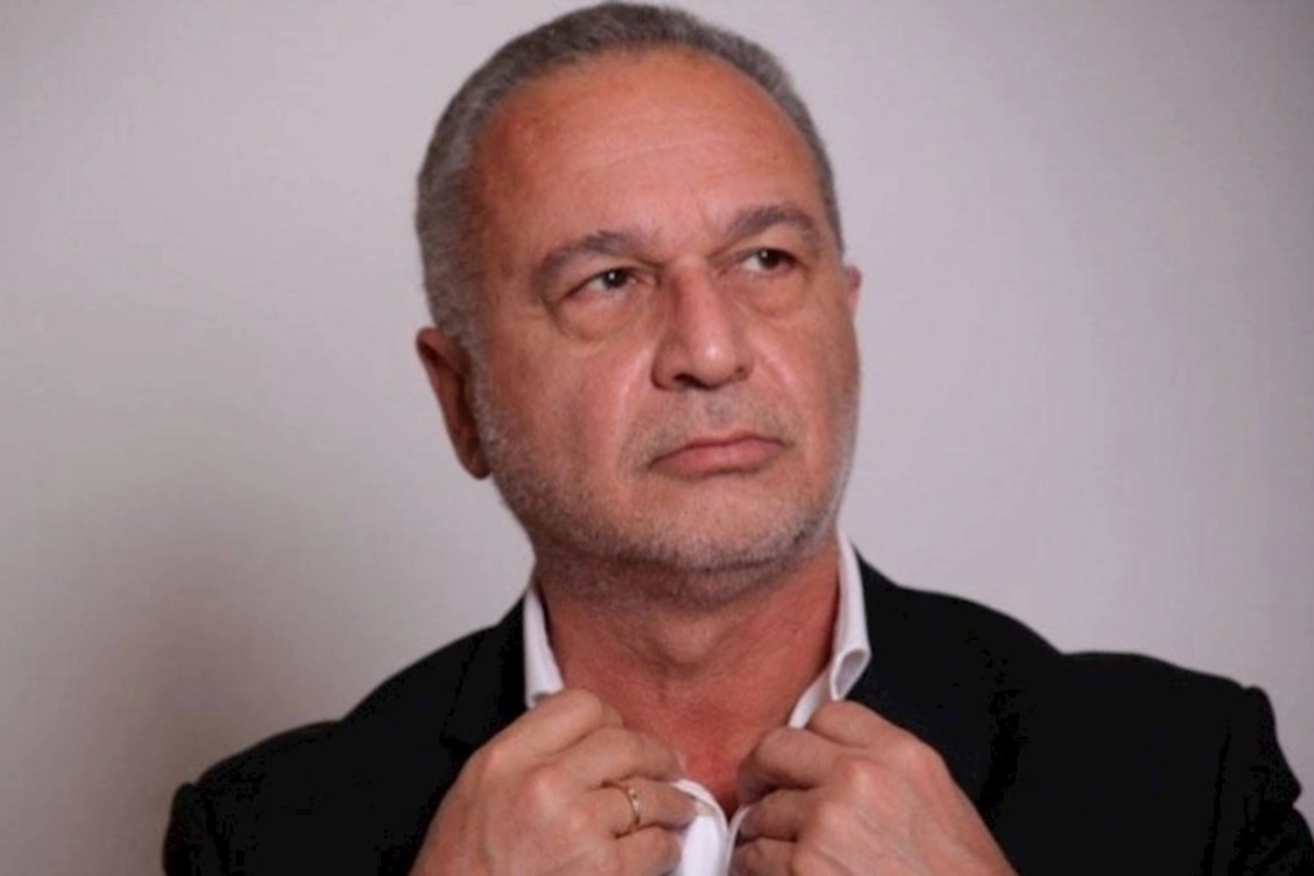 Azər Qəribovun adından dələduzluq — FOTO