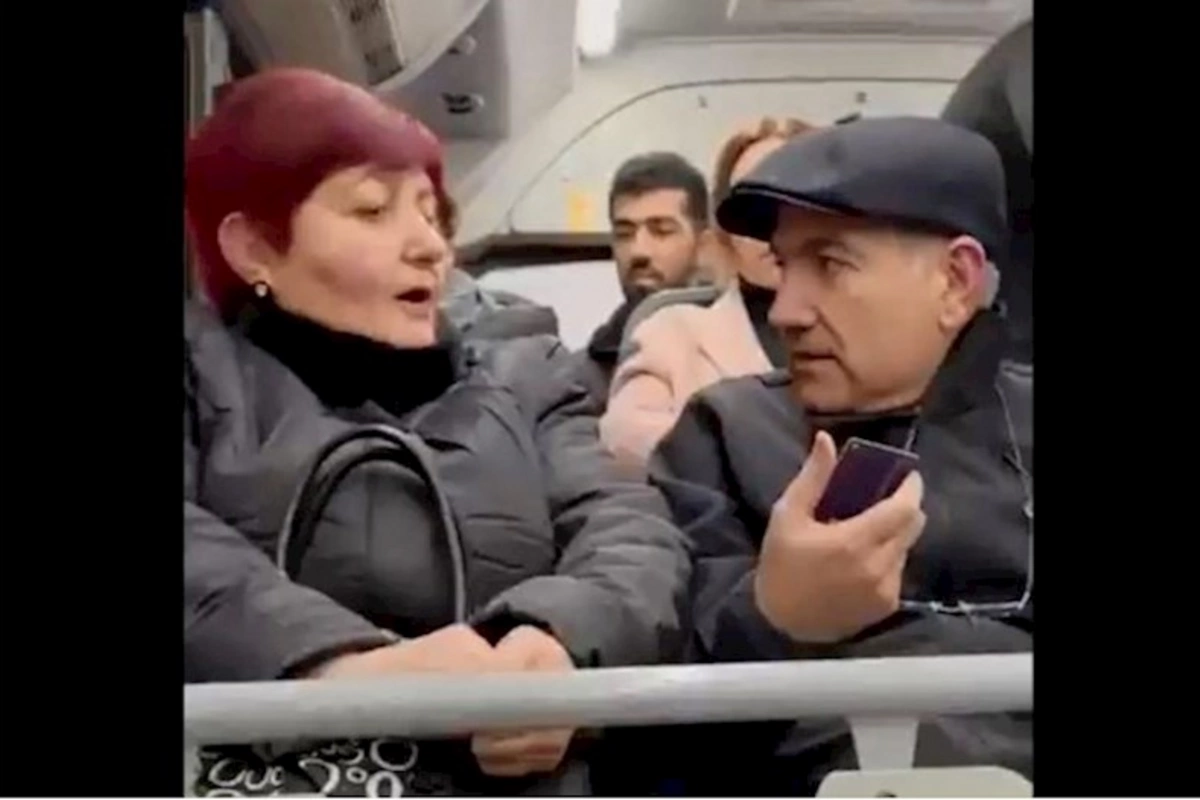 Avtobusa onlayn bilet ala bilməyən Paşinyan əsəbləşdiyini bildirib — VİDEO