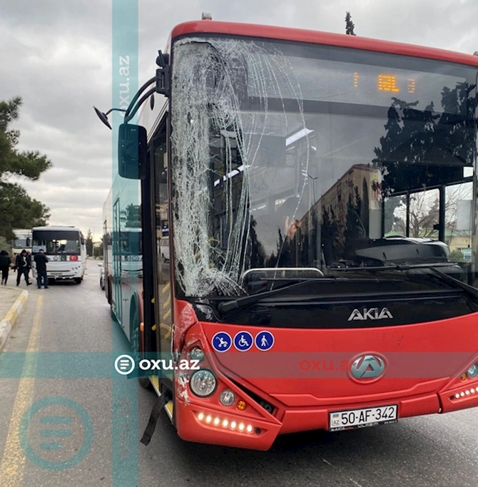 Sumqayıtda sərnişin avtobusları toqquşdu — FOTOLAR