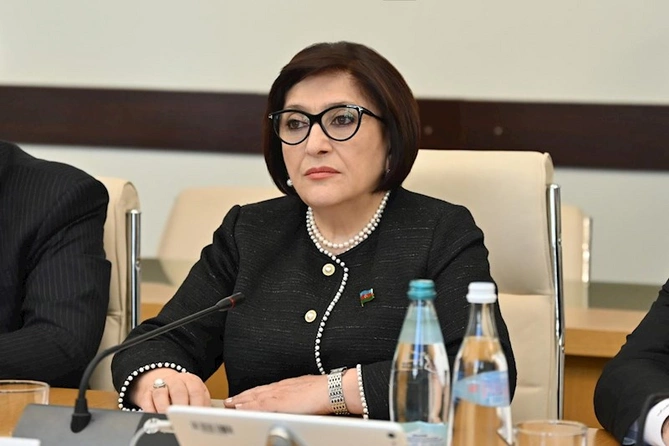 Sahibə Qafarova gürcü həmkarı ilə görüşdü — FOTOLAR Sahibə Qafarova gürcü həmkarı ilə görüşdü — FOTOLAR