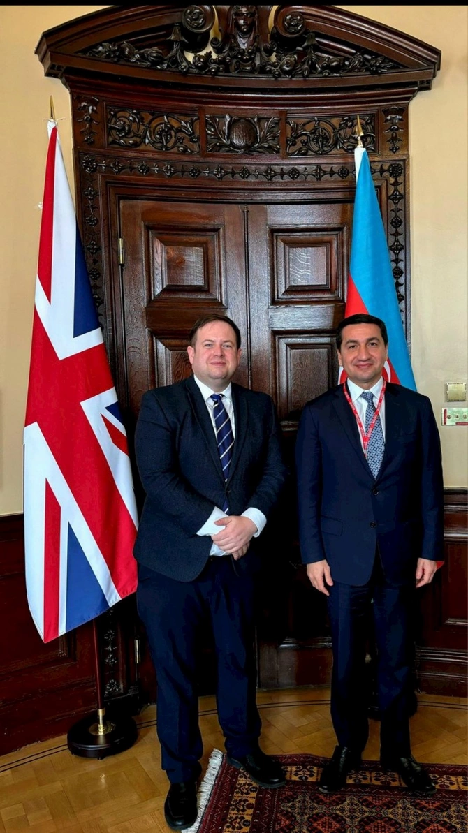 Hikmət Hacıyev Britaniyanın dövlət naziri və təhlükəsizlik müşaviri ilə görüşüb — FOTO