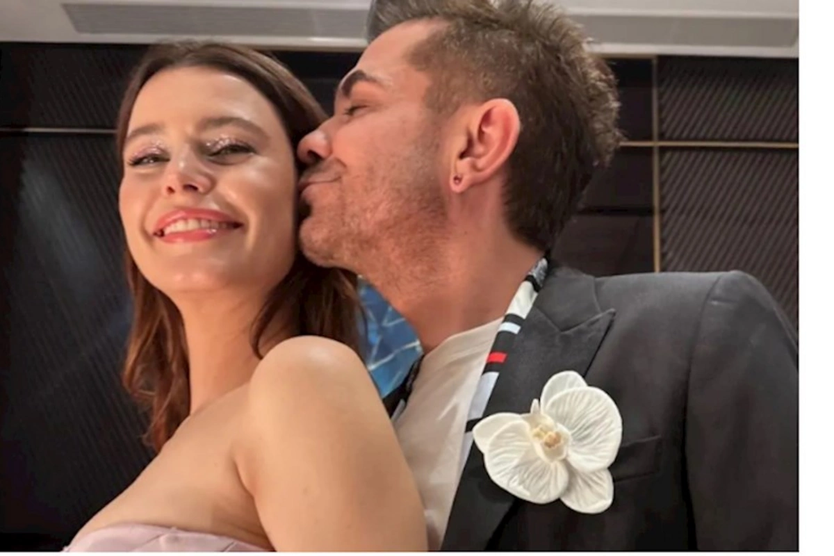 Beren Saat hamilədir?