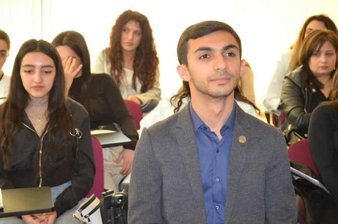 ASGA Mədəniyyət Nazirliyinin dəstəyi ilə yaratdığı saytın təqdimatını keçirdi — MİNGƏÇEVİRDƏN FOTOLAR ASGA Mədəniyyət Nazirliyinin dəstəyi ilə yaratdığı saytın təqdimatını keçirdi — MİNGƏÇEVİRDƏN FOTOLAR