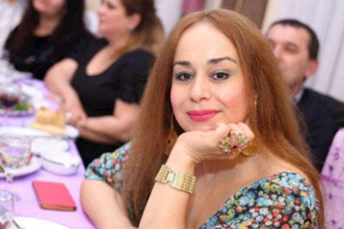 Əməkdar artist təltif olundu