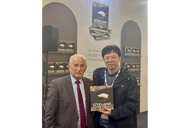 Londonda kitab təqdimatı keçirilib — FOTOLAR