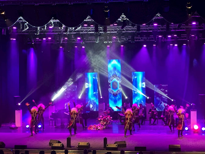 Aygün Səmədzadənin mahnılarından ibarət konsert — FOTOLAR
