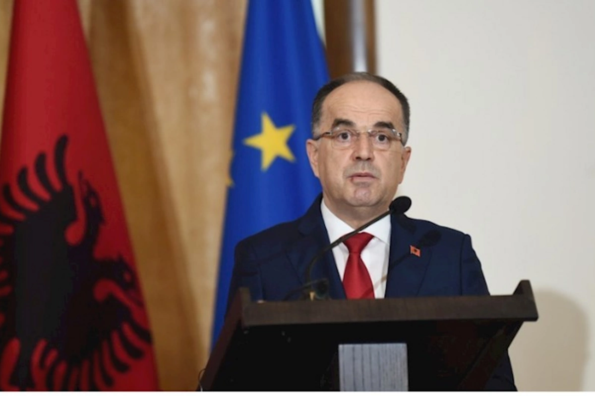 Albaniya Prezidenti Azərbaycana işgüzar səfərə gəlib