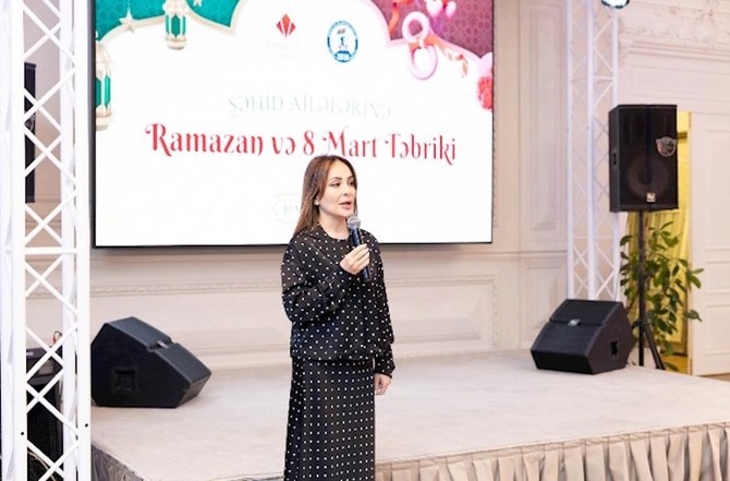 “Veysəloğlu” və “Zəfər” İctimai Birliyi 100-dən çox şəhid anası və xanımına iftar məclisi təşkil etdi — FOTOLAR “Veysəloğlu” və “Zəfər” İctimai Birliyi 100-dən çox şəhid anası və xanımına iftar məclisi təşkil etdi — FOTOLAR