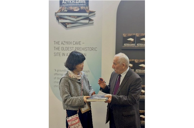 Londonda kitab təqdimatı keçirilib — FOTOLAR