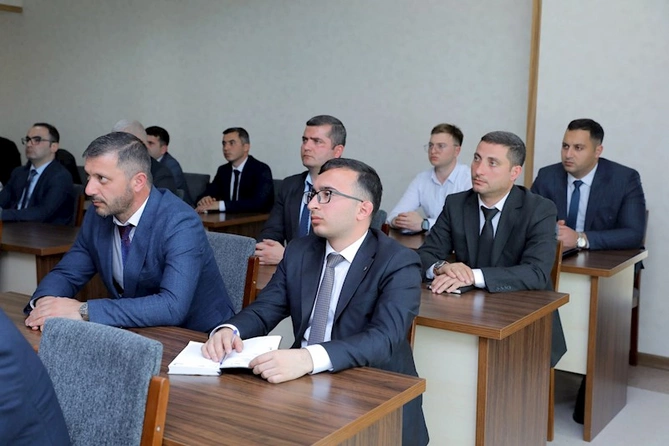 Naxçıvanda mühasiblər üçün uzunmüddətli təlimlərə başlandı — FOTOLAR