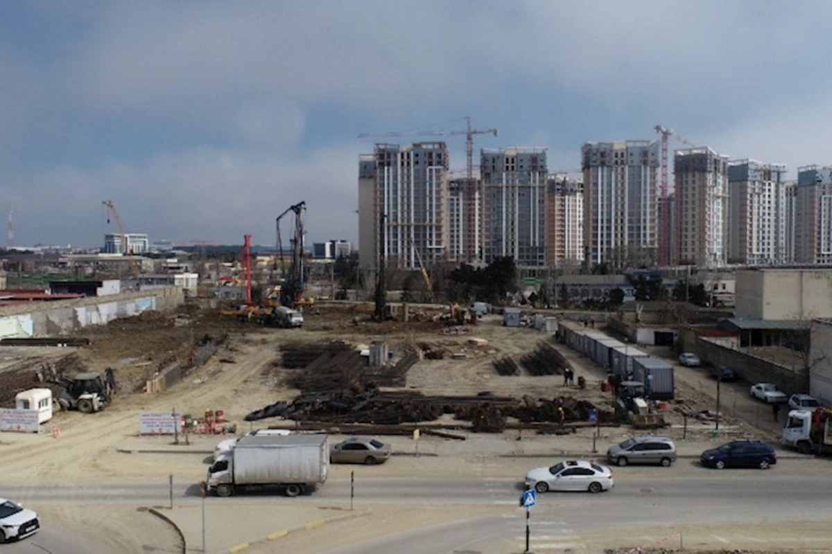 Su təchizatında yaranan müvəqqəti fasilələr dayanıqlı su təminatına xidmət edir — FOTOLAR