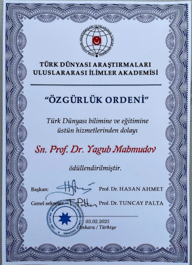 Beynəlxalq Akademiya Yaqub Mahmudov haqqında kitab nəşr etdirib — FOTOLAR
