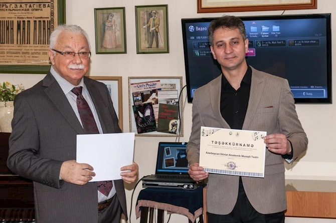 Akademik Musiqili Teatrın aktyorlarının ifaları muzeydə alqışlarla qarşılandı — FOTOLAR