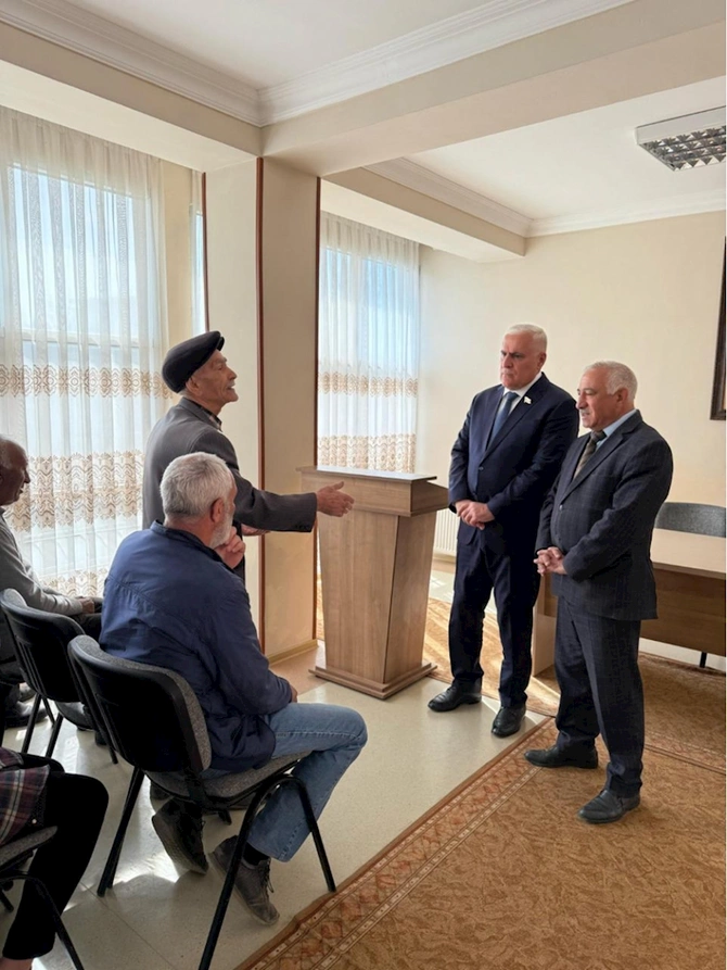 Milli Məclisin deputatı Vüqar Rəhimzadə Ordubadda seçiciləri ilə növbəti görüşünü keçirib — FOTO