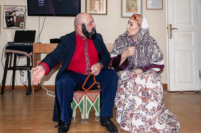 Akademik Musiqili Teatrın aktyorlarının ifaları muzeydə alqışlarla qarşılandı — FOTOLAR