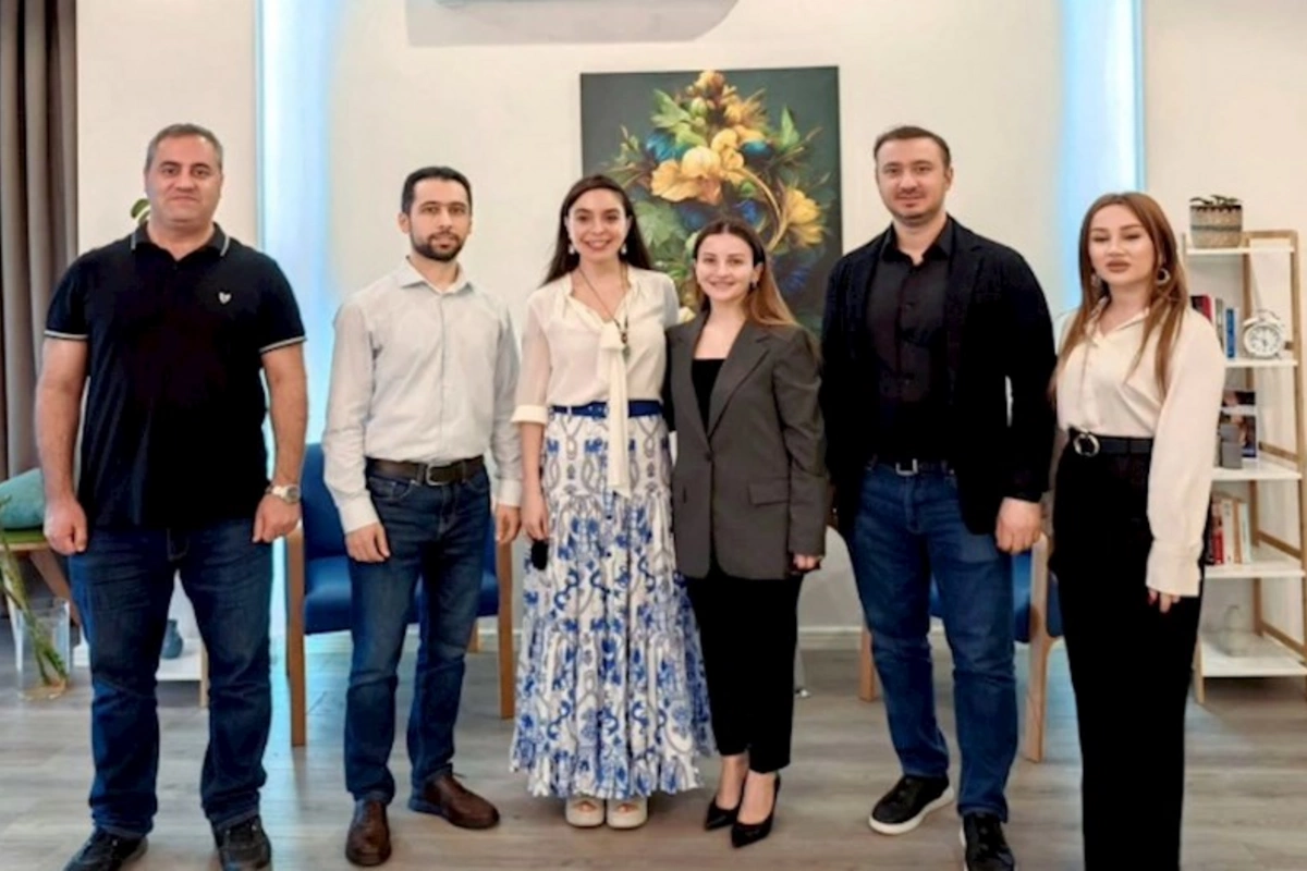 Leyla Əliyeva Bakı Psixologiya Mərkəzində olub — FOTO
