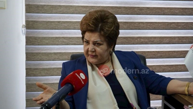 Sabir bəyi mən pis öyrətmişəm —Tənzilə Rüstəmxanlı Sabir bəyi mən pis öyrətmişəm —Tənzilə Rüstəmxanlı