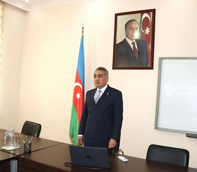 Anar Bağırov namizədlərlə vəkilliyə qəbulla bağlı test imtahanlarını müzakirə edib — FOTOLAR