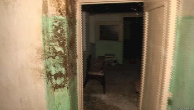 Xankəndidə həbsxana tipli zirzəmi aşkarlandı — FOTOLAR