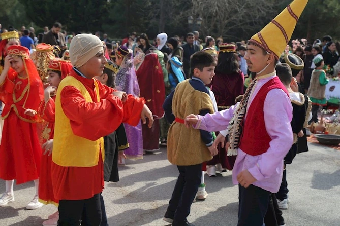 Hacıqabul rayonunda Novruz” bayramı münasibətilə ümumrayon şənliyi keçirilib — FOTOLAR