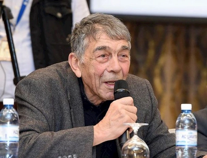Çingiz İsmayılov xəstəxanaya yerləşdirildi — FOTO