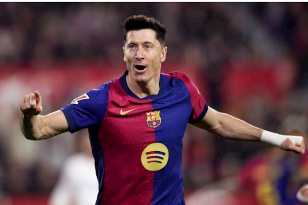 Levandovski Ronaldinyoya çatdı