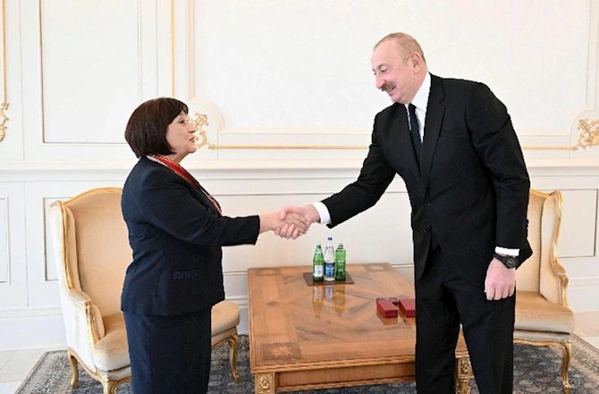 Prezident Sahibə Qafarovaya “Şərəf” ordenini təqdim edib — FOTOLAR (YENİLƏNİB)