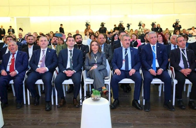 “Türkman irsi: vətəndaş cəmiyyətlərinin həmrəyliyi Forumu keçirildi — FOTOLAR