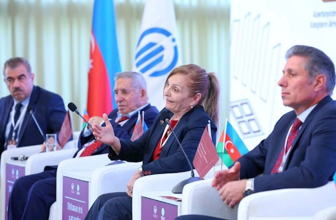 “Türkman irsi: vətəndaş cəmiyyətlərinin həmrəyliyi Forumu keçirildi — FOTOLAR