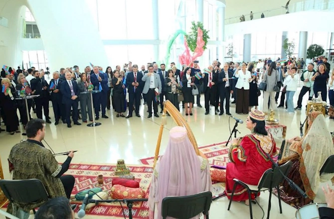 “Türkman irsi: vətəndaş cəmiyyətlərinin həmrəyliyi Forumu keçirildi — FOTOLAR