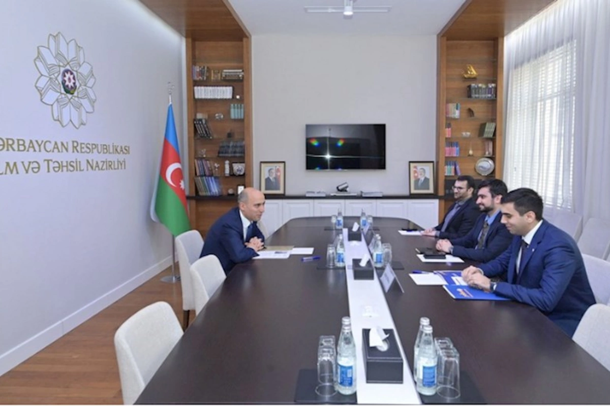 Emin Əmrullayev “Yüksəliş” müsabiqəsinin qalibləri ilə görüşdü — FOTOLAR