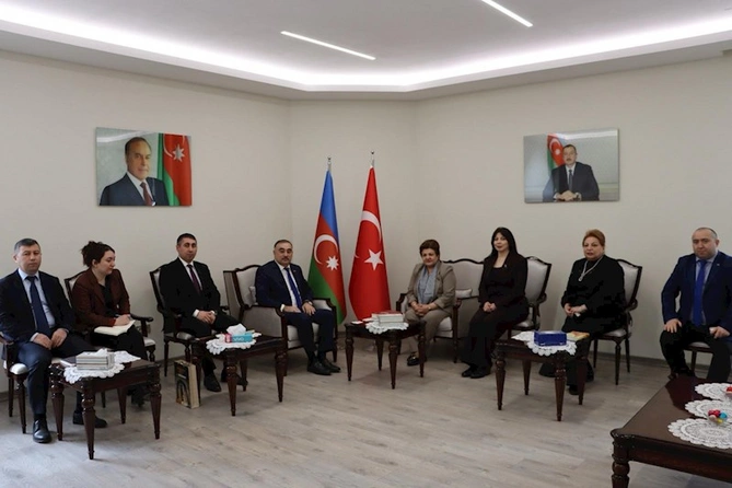 Azərbaycanın nümayəndə heyəti səfir Rəşad Məmmədov və TADİV sədri ilə görüşdü — FOTOLAR Azərbaycanın nümayəndə heyəti səfir Rəşad Məmmədov və TADİV sədri ilə görüşdü — FOTOLAR