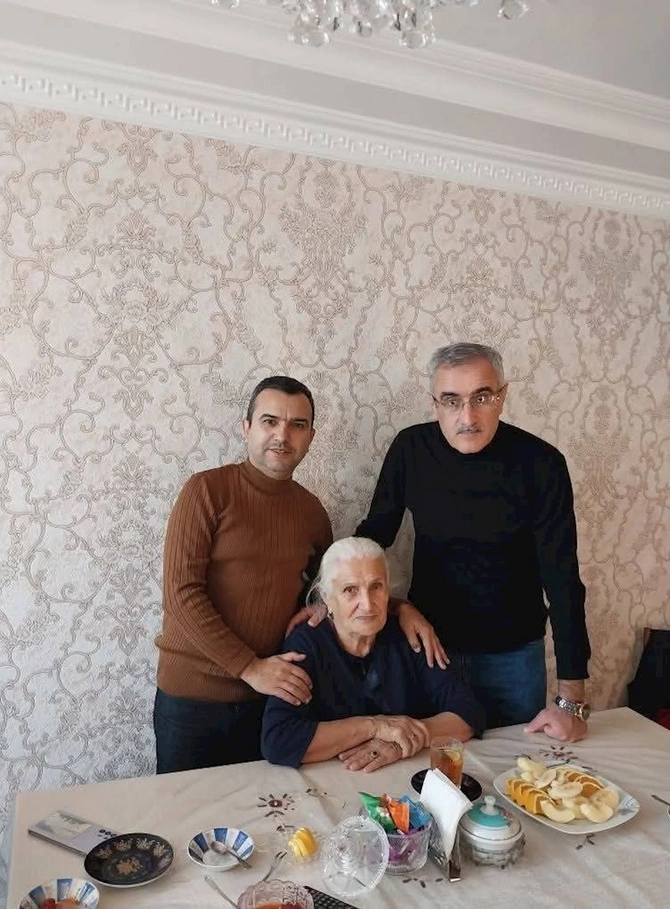 Tanınmış jurnalistlərin anası vəfat etdi — FOTO
