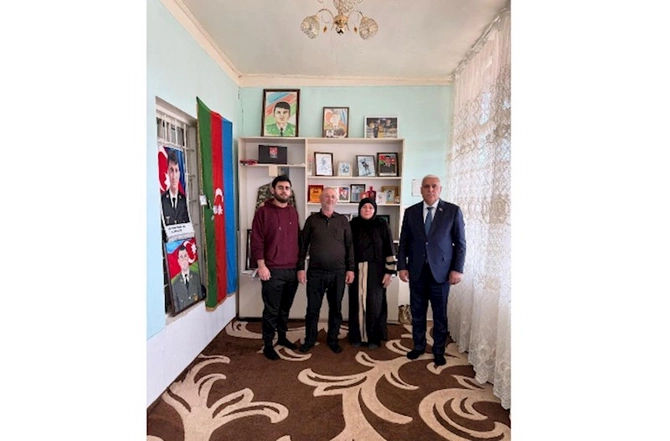 Vüqar Rəhimzadə Culfada seçiciləri ilə növbəti görüşünü keçirib — FOTOLAR Vüqar Rəhimzadə Culfada seçiciləri ilə növbəti görüşünü keçirib — FOTOLAR