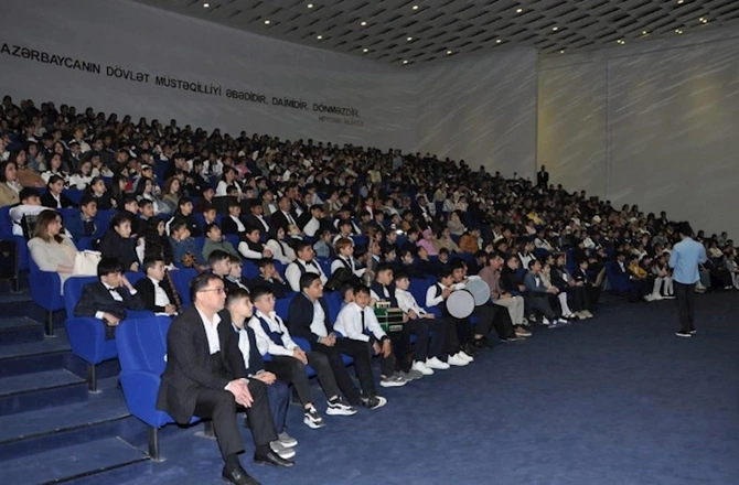 Mingəçevirdə Uşaq İncəsənət Festivalının məlumatlandırma görüşü keçirildi — FOTOLAR